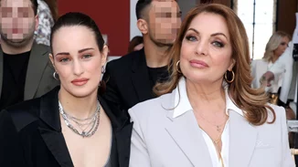 H Άντζελα Γκερέκου πέρασε μία χαλαρή Κυριακή στο διαμέρισμα της κόρης της στο Παγκράτι