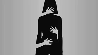 Συγκλονίζει η υπόθεση Pelicot την Γαλλία | Τουλάχιστον 50 άνδρες βίασαν την 72χρονη σήμερα Gisèle Pélicot