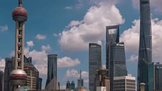 Το χιονοδρομικό κέντρο με τη μεγαλύτερη εσωτερική πίστα για σκι, άνοιξε στη Σανγκάη