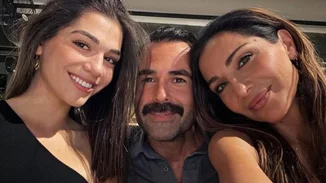 Η Δέσποινα Βανδή για φαγητό με τον κολλητό της στου Ψυρρή