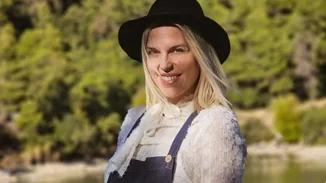 Μαντώ Γαστεράτου | Η νέα τρυφερή φωτογραφία με το νεογέννητο μωρό της