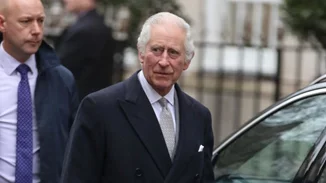 Υποβλήθηκε σε νέα θεραπεία στο Λονδίνο ο βασιλιάς Κάρολος | Η νέα εμφάνιση του 76χρονου μονάρχη