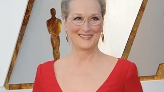 Meryl Streep | Αυτή είναι η αέρινη εμφάνιση της 74χρονης ageless muse