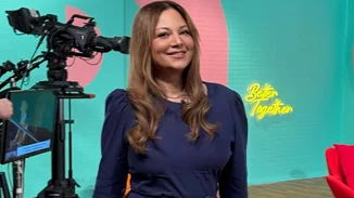 Τα τρία Zara παντελόνια που πρέπει να έχουμε όλες σύμφωνα με τις επιλογές της Νάνσυς Ζαμπέτογλου