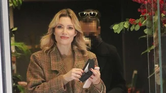 Πώς θα ντύνεσαι κομψά κάθε πρωί; Η Βίκυ Καγιά δημιούργησε το τέλειο look