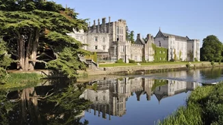 Ταξίδι στο παραμύθι: Πέντε διάσημα κάστρα που έχουν μεταμορφωθεί σε πολυτελή ξενοδοχεία