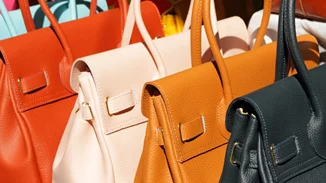 Η αυθεντική τσάντα Birkin, που άλλαξε την ιστορία της μόδας, πωλείται σε δημοπρασία