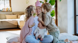 "Όποιος πιστεύει ότι οι μαμάδες πρέπει να γίνονται θυσία για την οικογένεια, δεν αγαπάει τις γυναίκες"