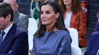 Grey-Blending | H βασίλισσα Letizia μόλις υιοθέτησε την πιο "βολική" τάση μαλλιών για γυναίκες άνω των 50