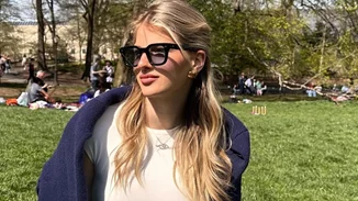 Καλλονή | Η Άννα Μαρία Ίβιτς βολτάρει στη Νέα Υόρκη με σορτς και crop top