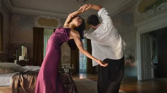 "Ντύσε Τη Ζωή Σου Με Πολύτιμες Στιγμές" | Στη νέα καμπάνια της Answear η μόδα συναντά τον χορό