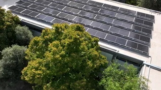 "Πράσινο φως" για φωτοβολταϊκά σε πολυκατοικίες