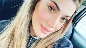 Ήβη Αδάμου | Νέες φωτογραφίες με τα ξανθά της μαλλιά