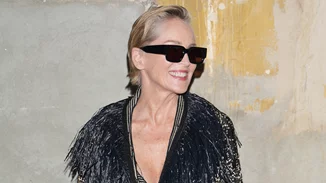 H Sharon Stone πιο εκθαμβωτική από ποτέ στην Αθήνα | Το french - inspired κούρεμά της είναι ό,τι πιο σύγχρονο τώρα