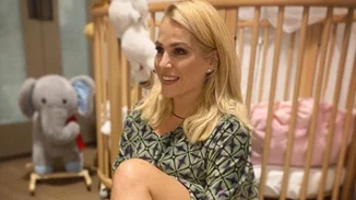 "Μαμά και κόρη μαζί" | Βόλτα για την Τζένη Μπότση και την κόρη της, Αλίκη στην Αθήνα