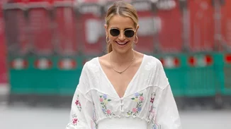 Αυτή είναι η καλύτερη στιλιστική συμβουλή για το καλοκαίρι | Προτίμησε ρούχα σε αυτά τα υφάσματα