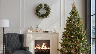 Σε ποιο σπίτι της Αθήνας στολίστηκε το πρώτο χριστουγεννιάτικο δέντρο;