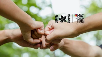 Μαζί για το Παιδί | Αγκαλιάζει μητέρες θύματα βίας και τα ανήλικα παιδιά τους