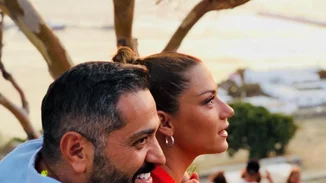 Η Βάσω Λασκαράκη και ο Λευτέρης Σουλτάτος στη γιορτή του φιστικιού στην Αίγινα