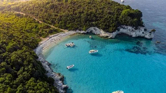 Οι 5 πιο ωραίες ελληνικές παραλίες που αξίζει να πας έστω μια φορά στη ζωή σου