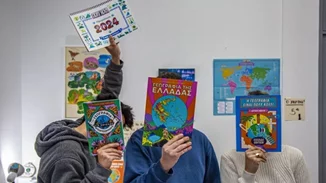 Το "πολύ κουλ" βιβλιοπωλείο που σου μαθαίνει τα πάντα για τη γεωγραφία