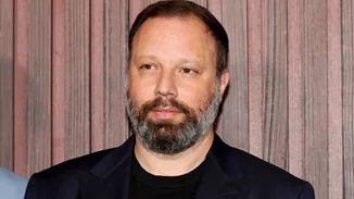 Ο Γιώργος Λάνθιμος σε νέα εμφάνιση στην Αθήνα | Πού εντοπίστηκε;