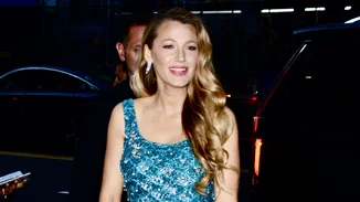 H Blake Lively μόλις λάνσαρε τη δική της σειρά περιποίησης μαλλιών - που όμως δεν περιλαμβάνει ένα πολύ σημαντικό προϊόν