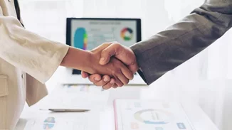 Πώς θα πάρεις τον μισθό που σου αξίζει | 8 μυστικά διαπραγμάτευσης