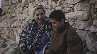 "Χρήστος, το τελευταίο παιδί": Η σκηνοθέτις Τζούλια Αμάτι μιλάει στο Mamagers.gr