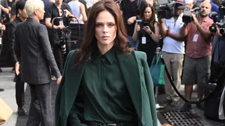 5 χρωματιστά παλτό που φορούν οι fashionistas για εσένα που βαρέθηκες το μαύρο