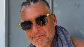 Στα Κουφονήσια ο Γιώργος Λιάγκας | Η φωτογραφία από το πρωινό του μπάνιο στα καταγάλανα νερά