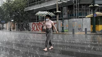 Πέντε ερωταπαντήσεις για τη σπάνια πολυήμερη κακοκαιρία του Αυγούστου