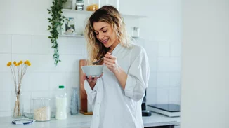 Λίγες θερμίδες | Να τι να προτιμήσεις στο πρωινό και στο μεσημεριανό σου