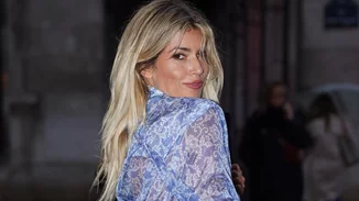 Η Βάσια Κωσταρά με total white σύνολο σαν Γαλλίδα fashionista | Πώς θα το αντιγράψεις