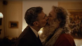 Το διαφημιστικό με τον ομοφυλόφιλο Άγιο Βασίλη και το μήνυμα της νορβηγικής ταχυδρομικής υπηρεσίας