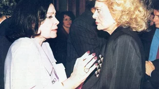 Μελίνα Μερκούρη και Τζένη Καρέζη 50 χρόνια πριν | Μία ιστορική φωτογραφία με τα δυο σύμβολα