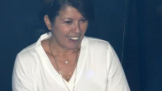 Γενέθλια για τη Σοφία Αλιμπέρτη | Η φωτογραφία με τους γιους της και η ηλικία της