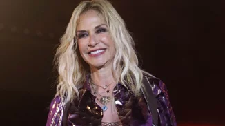 Η Άννα Βίσση αποκαλύπτει | "Είμαι 64 χρόνων. Δεν είναι πως δεν έχω κάνει botox, φυσικά και κάνω χρόνια τώρα"