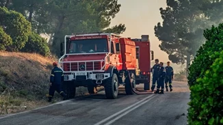 Σε ύφεση η πυρκαγιά στη Χίο