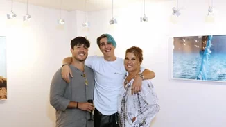 H Σοφία Αλιμπέρτη στο μοντέρνο σπίτι του μικρότερου γιου της, Good Job Nicky