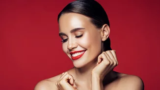 Date Night | 3 makeup looks για την Ημέρα του Αγίου Βαλεντίνου που θα τον κάνουν να σε ερωτευτεί ακόμα περισσότερο