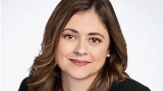 "Είναι πάρα πολύ σημαντικό να υπάρχουν γυναίκες πρότυπα" | Η Ζέφη Δημαδάμα για τα αυτονόητα δικαιώματα των γυναικών