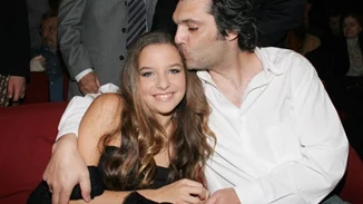 Εριέττα Κούρκουλου-Άλκις Κούρκουλος | Η τρυφερή αγκαλιά της 14χρονης Εριέττας με τον μεγάλο της αδερφό, Άλκη