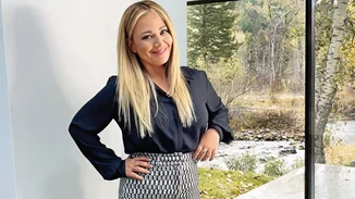 Η Νάνσυ Ζαμπέτογλου με το μανικιούρ που υιοθετούν τώρα οι καλά ενημερωμένες fashionistas