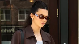 Αντίο κλάμερ | Τα banana clips είναι τα αξεσουάρ που θα βλέπουμε παντού φέτος