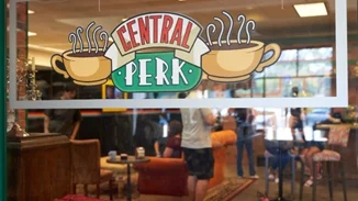 Καφέ Central Perk ανοίγει στην Times Square της Νέας Υόρκης