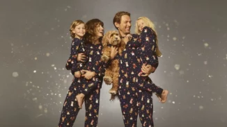 Οι πιο όμορφες χριστουγεννιάτικες ιστορίες ξεκινούν από τα Marks & Spencer