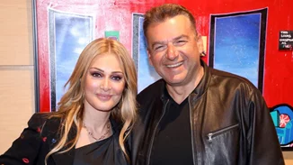 Νατάσα Θεοδωρίδου - Γιώργος Λιάγκας | Νέα βραδινή έξοδος των δύο φίλων - Στην παρέα τους ο Γιάννης Λάτσιος