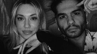 Τα τρυφερά στιγμιότυπα του Χρήστου Μάστορα & της Γαρυφαλλιάς Καληφώνη στη συναυλία των Coldplay