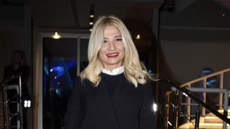 Φαίη Σκορδά | Εύχεται καλό μήνα με την καλύτερη συντροφιά